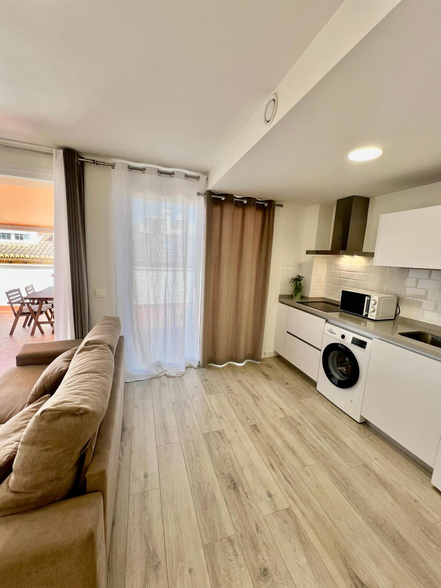 Apartamentos Rincon Del Mar Torre Del Mar Esterno foto