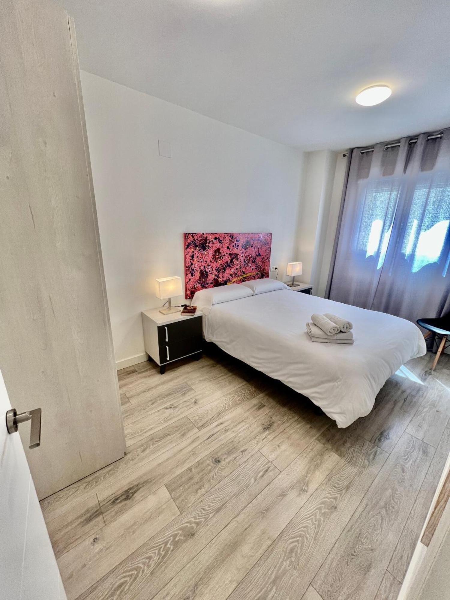 Apartamentos Rincon Del Mar Torre Del Mar Esterno foto