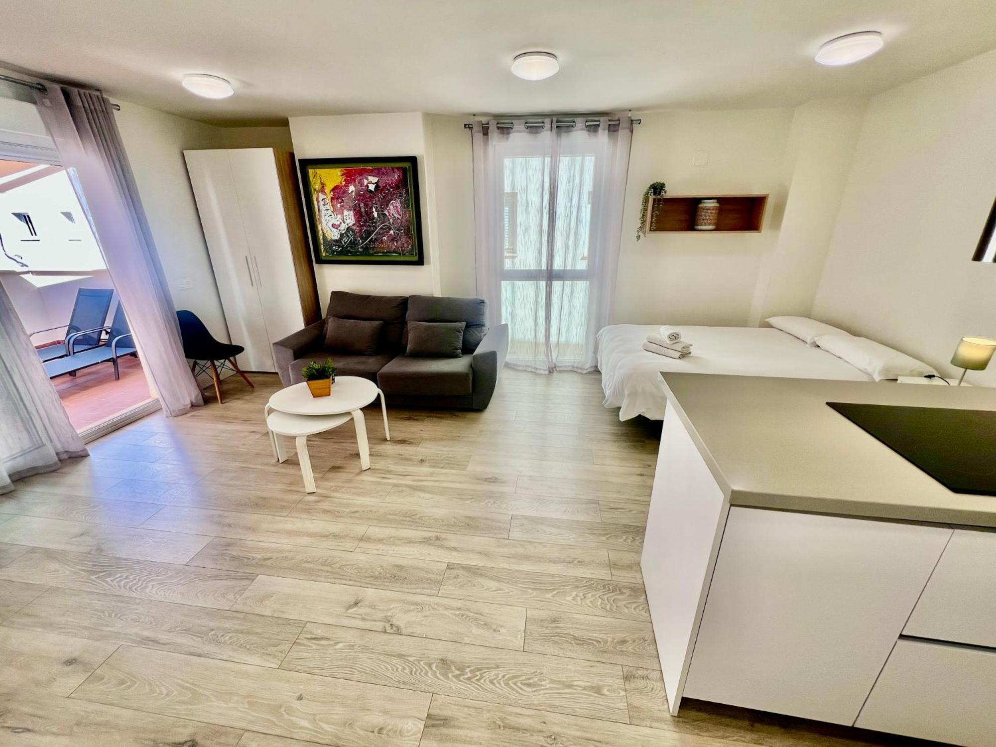 Apartamentos Rincon Del Mar Torre Del Mar Esterno foto
